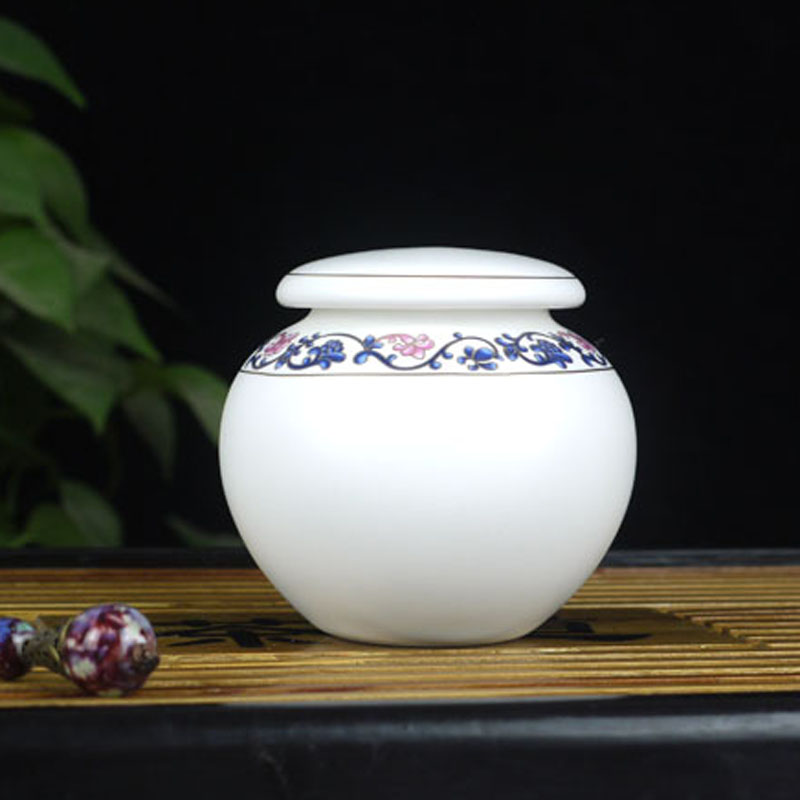 Jingdezhen ceramic small caddy fixings. Two caddy fixings blue as cans inferior smooth caddy fixings seal pot storage tanks