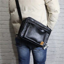2021 new mens bag retro Han version Slanted Satchel Fashion Locomotive Bag Student Tide Bag Single Shoulder Bag Ipad Mailbag