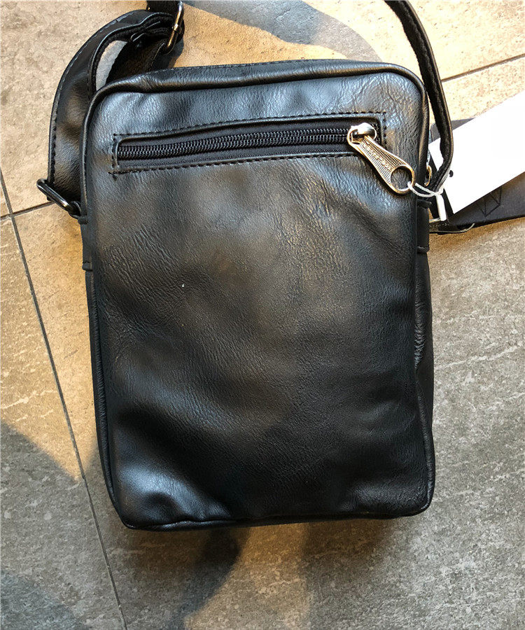 包包 男士包袋 three-box潮流男士小包 复古简约敞口男式斜挎背包休闲