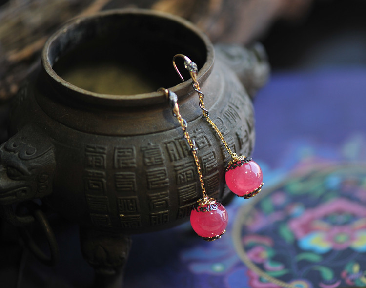 阿根廷国宝,冰种起光感的红纹石裸珠二对.一对出,不拆