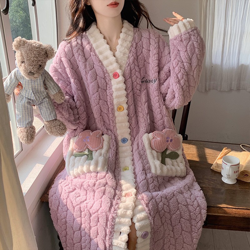 Coral Suede Sleeping Robes Woman Autumn winter thickened with velvety, cute flange suede bathrobe winter pyjamas in the winter pyjamas-Taobao