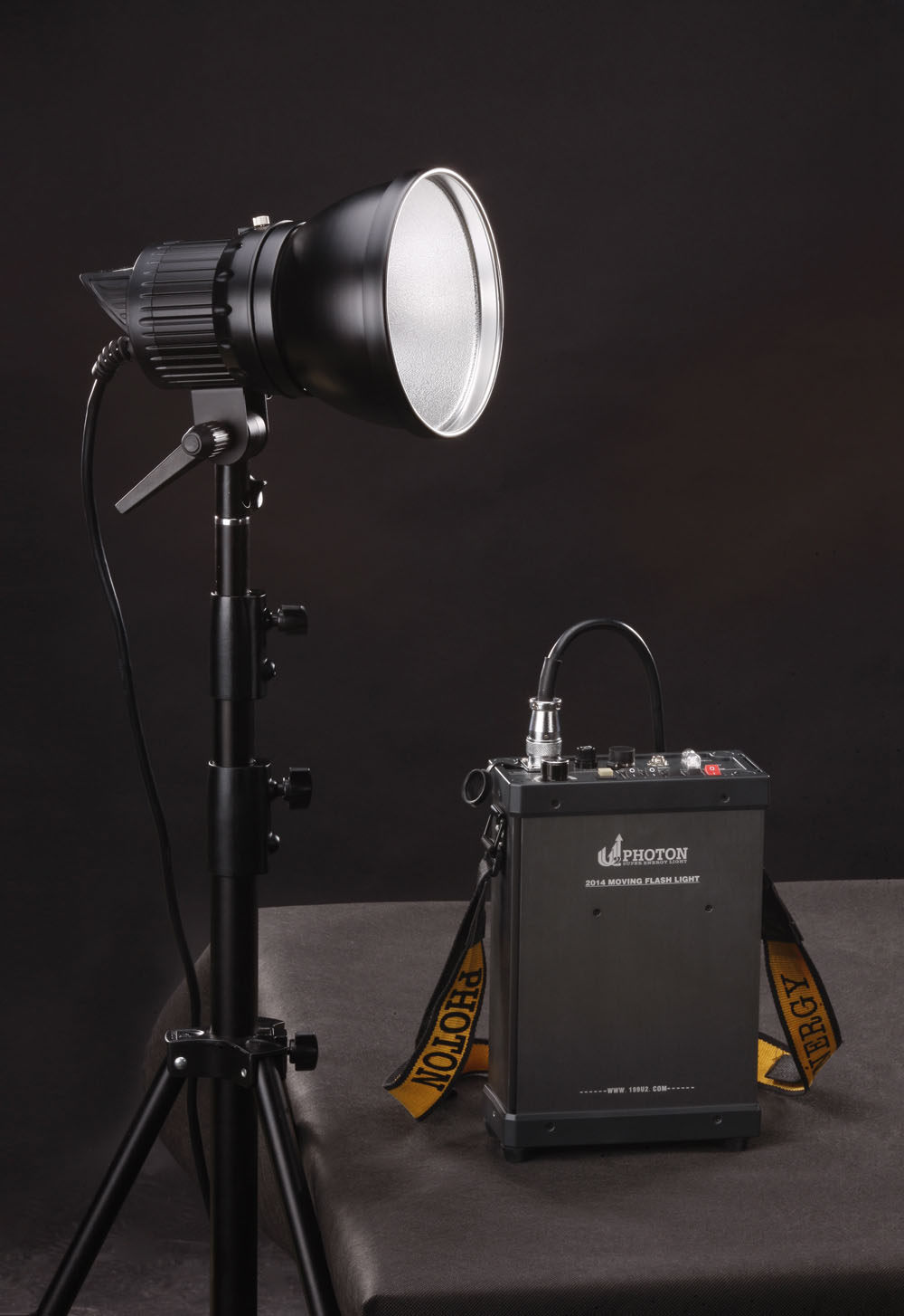 u2外拍灯 2016l外拍灯 600w外拍闪光灯 人像婚纱摄影灯