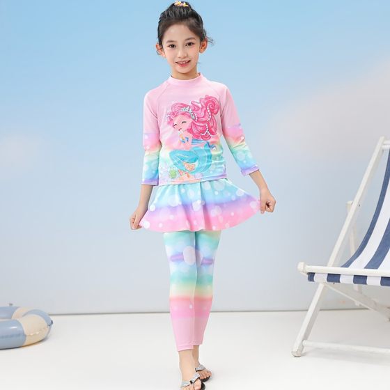 Children's swimsuit female new split sunscreen girls swimwear long -sleeved trousers small middle school children student girl swimsuit
Children's swimsuit female new split sunscreen girls swimwear long -sleeved trousers small middle school children student girl swimsuit