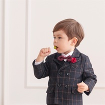 Year old dress Male Bao Childrens suit suit boy baby flower boy gown wedding male baby one Inn baby