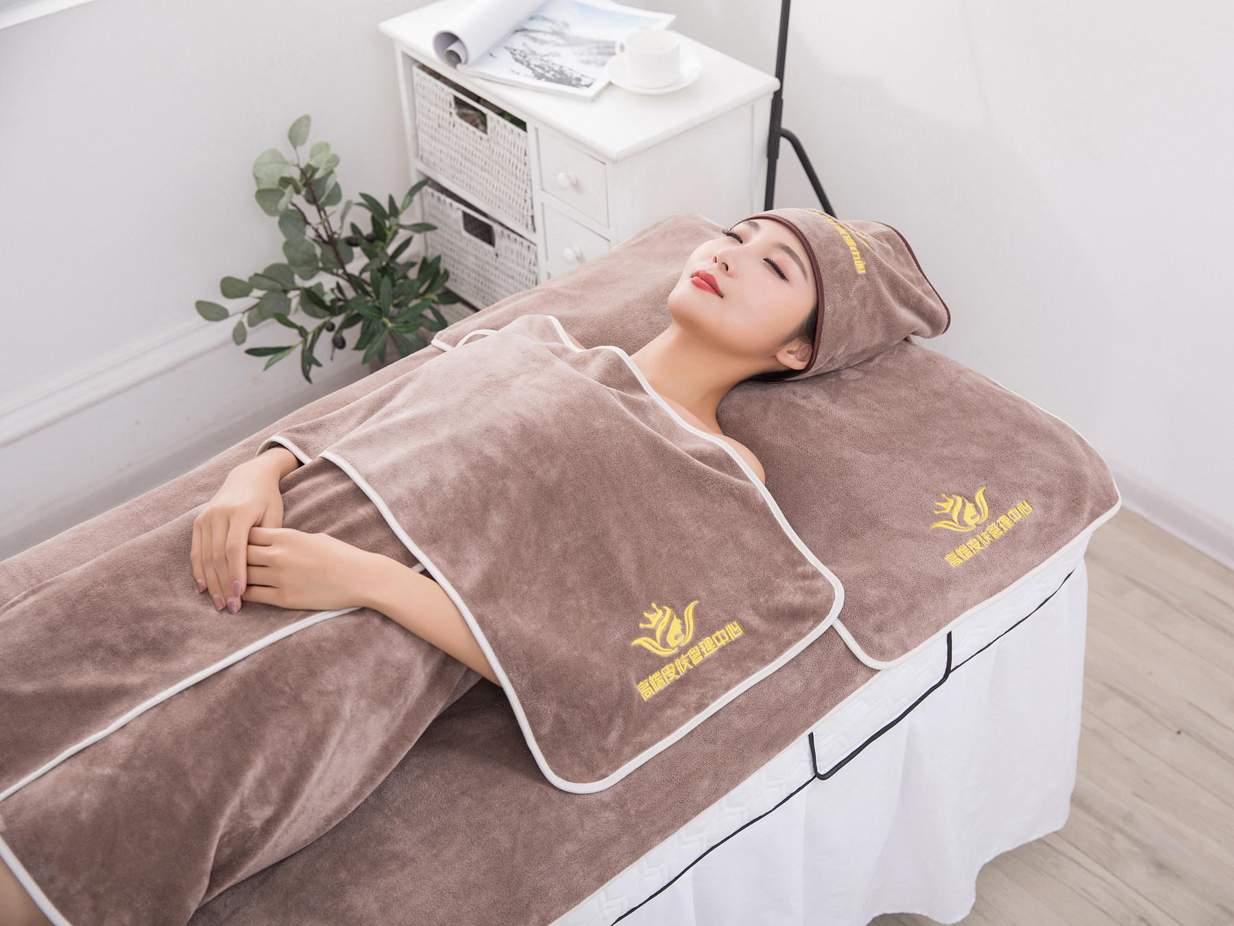 养生馆美容院专用包头毛巾定制logo皮肤管理毛巾套装铺床浴巾绣字