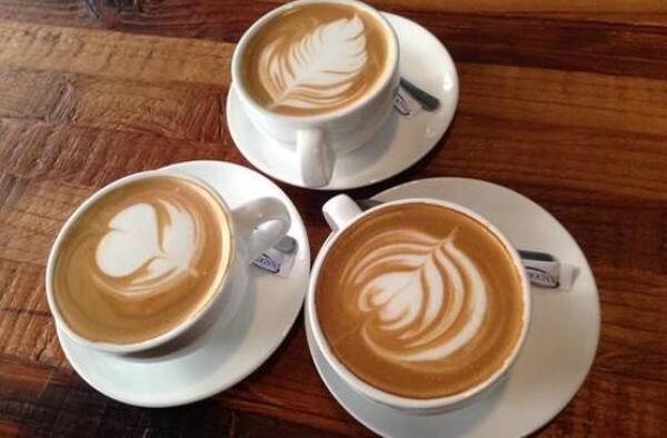 咖啡,为什么叫拿铁,卡布奇诺?