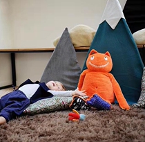 Exit France EBULOBOs original adorable giant supple leaves a big doll to appease the doll