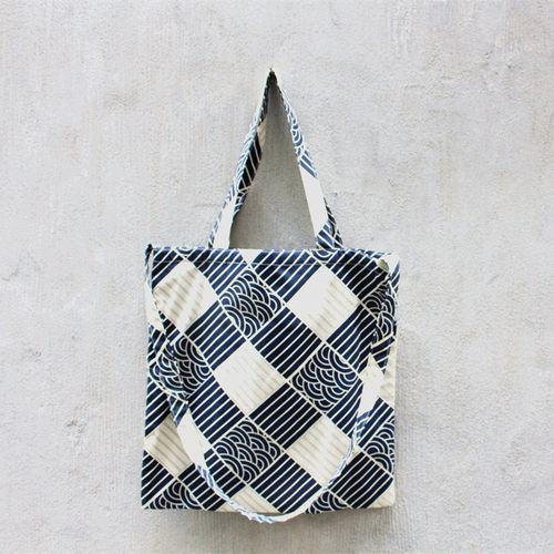 日式帆布袋布包单肩斜挎棉麻和波纹日系印花小包和风清新手提包_7折