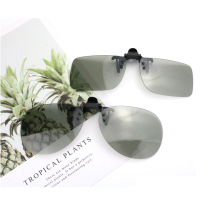 Color-changing polarized myopia night vision clip Driving driving day and night dual-use sunglasses for men and women anti-high beam special