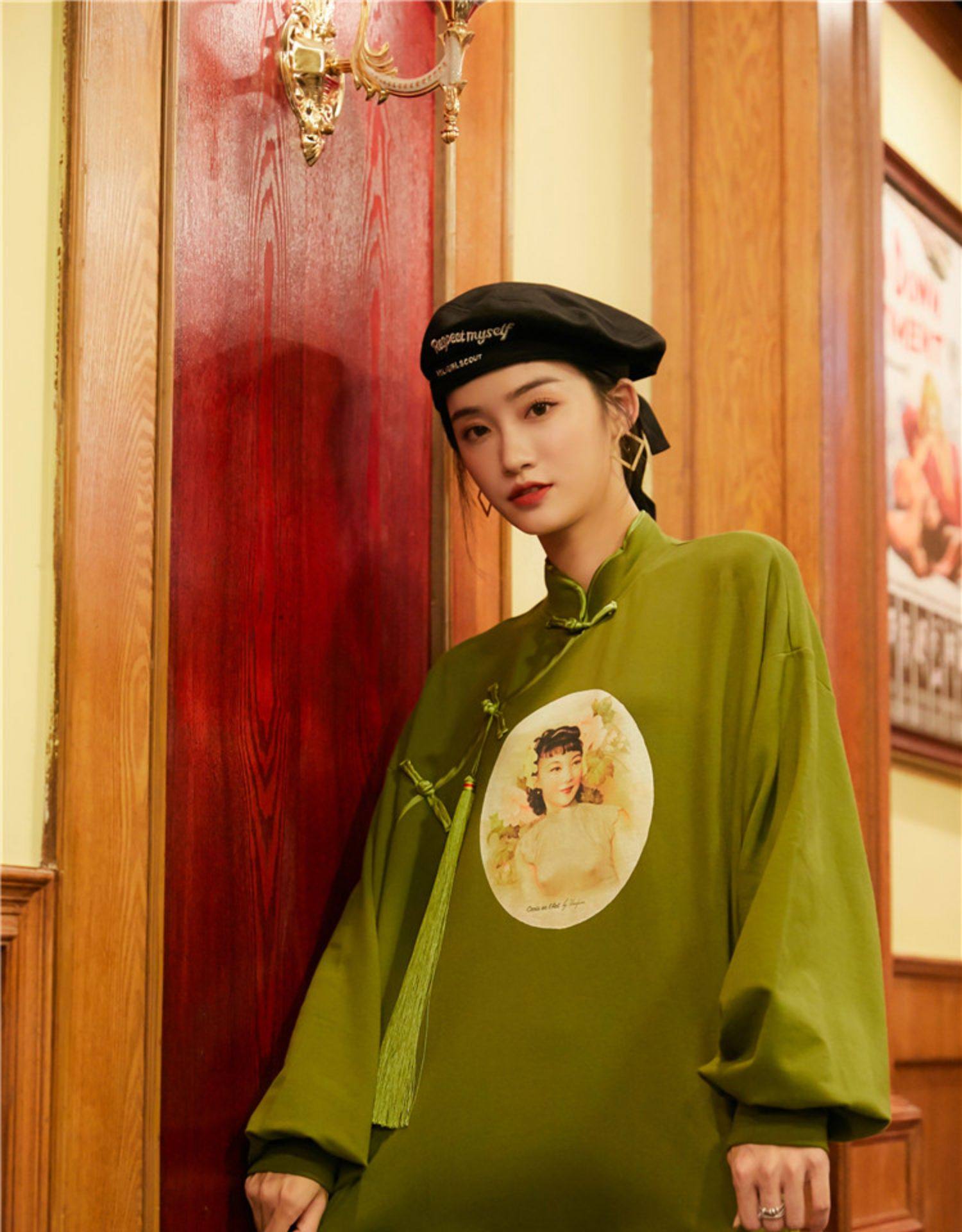 实拍旗袍连衣裙卫衣女薄款港风外套复古民国宽松ins慵懒上衣潮