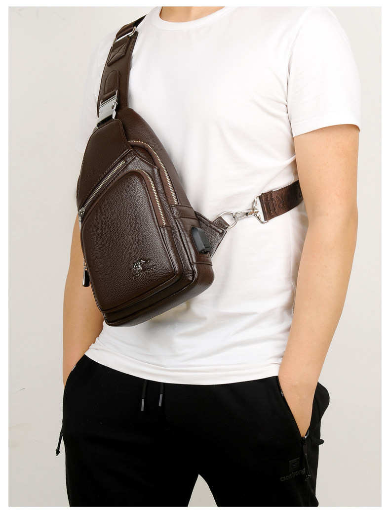 正品男士胸包休闲牛皮软皮单肩斜挎包青年男包韩版胸前挂包背包潮