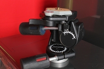 Italian original Manfuto Yuntai Manfuti 8X10 camera PTZ