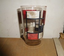 Nostalgic red collection Shanghai colored glasses in the 1970s and 1980s Old stock Good memories of an era