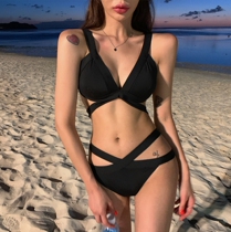 Seaside resort hot spring split swimsuit ins European and American sexy bikini three-point small chest gathering swimsuit women