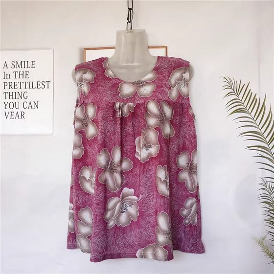 Middle -aged and elderly women's vest. Old man wide -shoulder ice silk large camisling summer mothers wear bottoming loose sleeveless tops
Middle -aged and elderly women's vest. Old man wide -shoulder ice silk large camisling summer mothers wear bottoming loose sleeveless tops