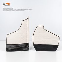 Qi Mei Folk Sleeping in Silent Wind Ceramic Special-shaped vase swinging piece Living room flower insertion Chinese style retro-like plate soft adornment