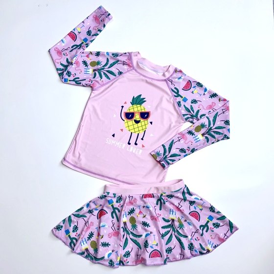 Amber children's swimsuit women's long sleeved princess skirt style split cute girls' swimsuit big children's hot spring swimsuit Amber children's swimsuit women's long sleeved princess skirt style split cute girls' swimsuit big children's hot spring swimsuit
