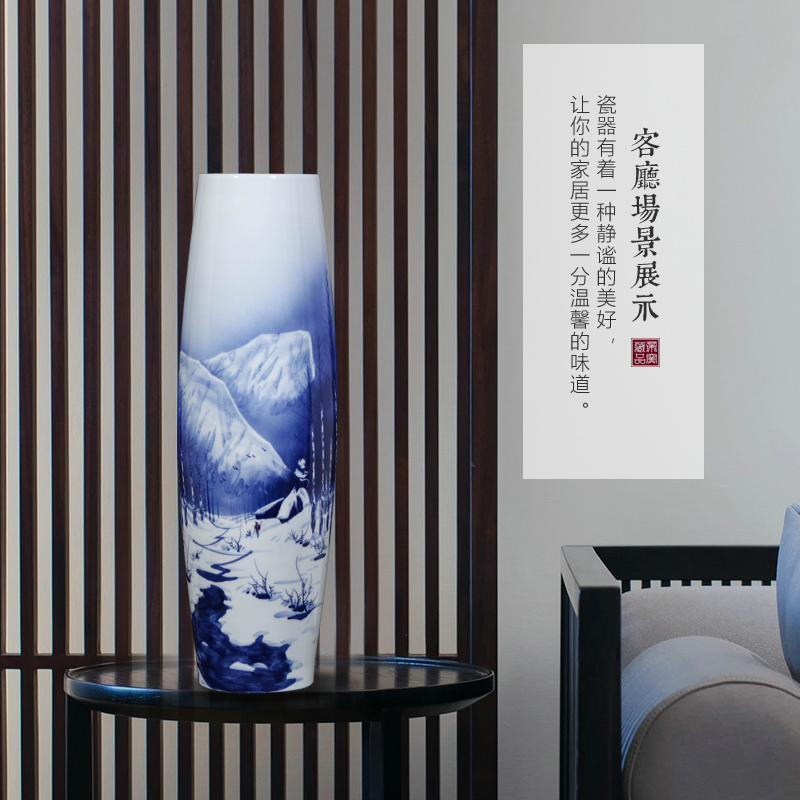 Jingdezhen ceramics hand - made snow of blue and white porcelain vase Chinese style living room TV ark, flower arranging porch is decorated furnishing articles