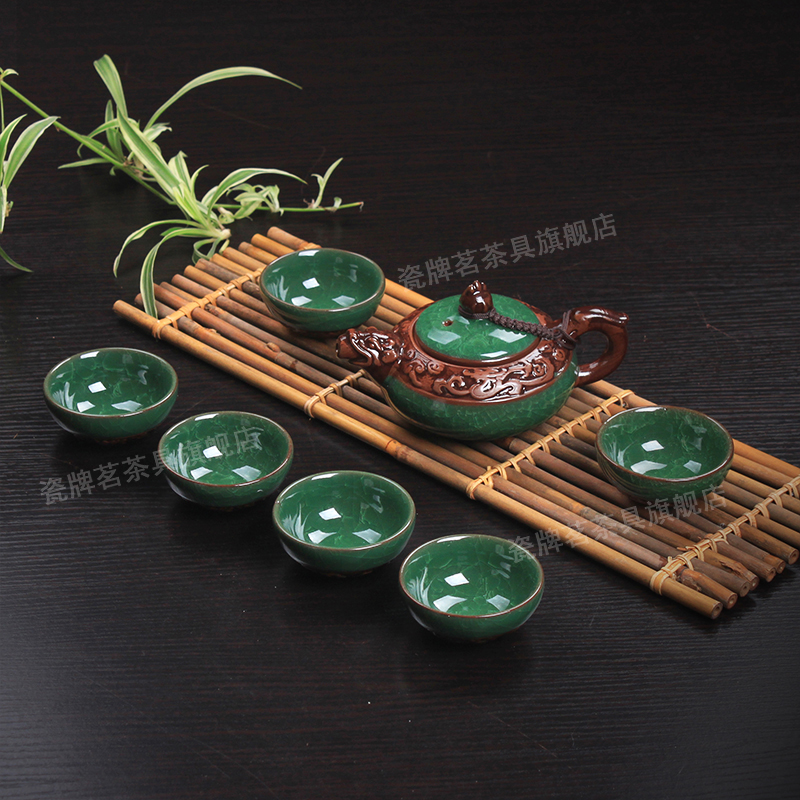 Ice crack relief dragon tea set piece of Ice to crack open the glaze ceramic kung fu tea cup lid bowl of a complete set of gift