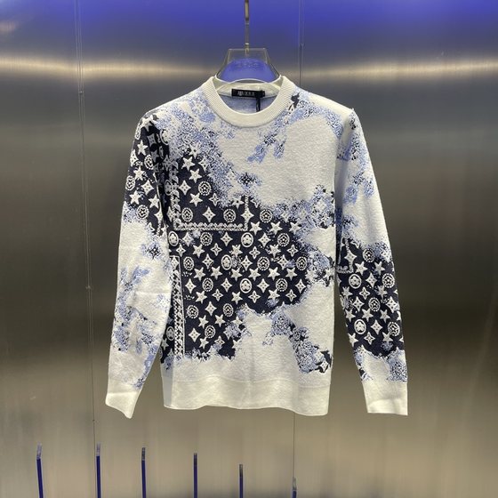 Pishuai fashion brand casual round neck sweater men's 2022 autumn and winter new letter color-blocking slim fit and warm sweater trend
Pishuai fashion brand casual round neck sweater men's 2022 autumn and winter new letter color-blocking slim fit and warm sweater trend