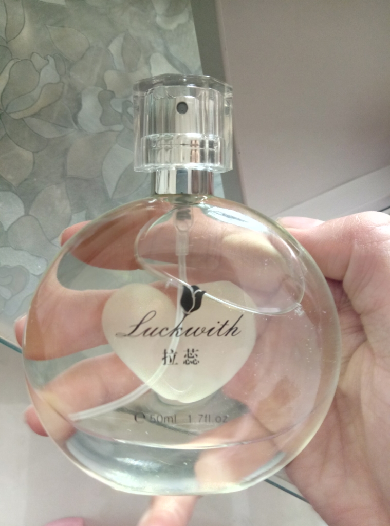 拉蕊持久淡香香水性价比最高,使用一个月后真实上手体验,第4张 拉蕊持久淡香香水性价比最高,使用一个月后真实上手体验,第4张
