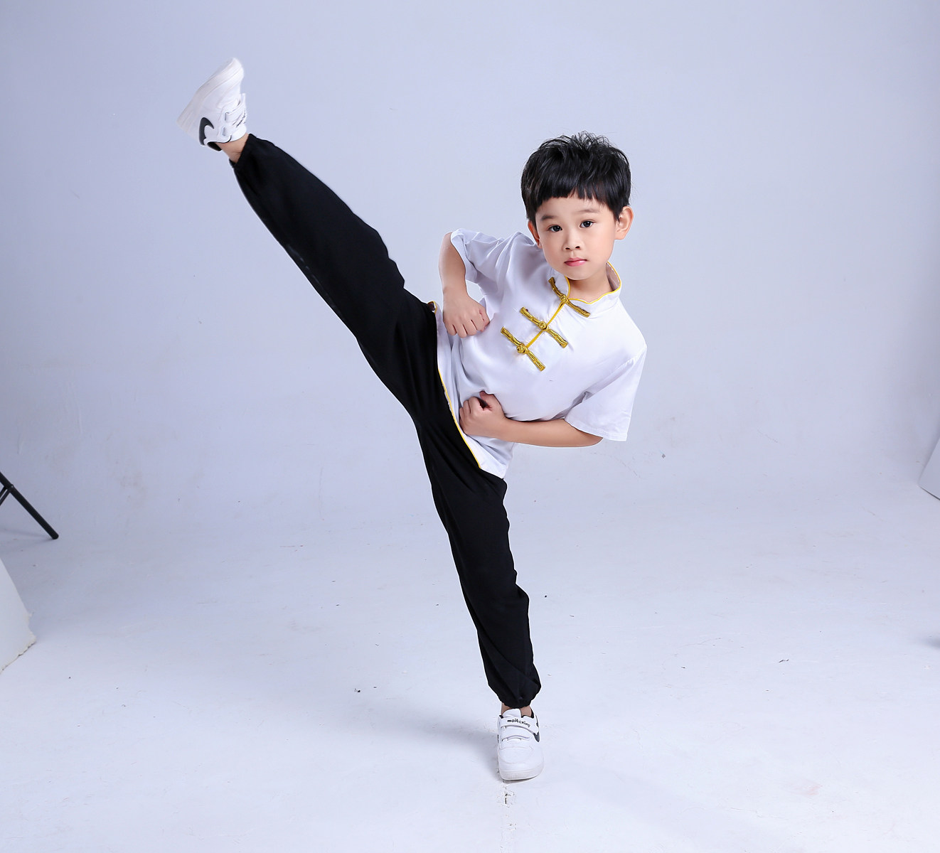 新儿童武术表演服长袖短袖练功服男童女童少儿小学生太极服装训练
