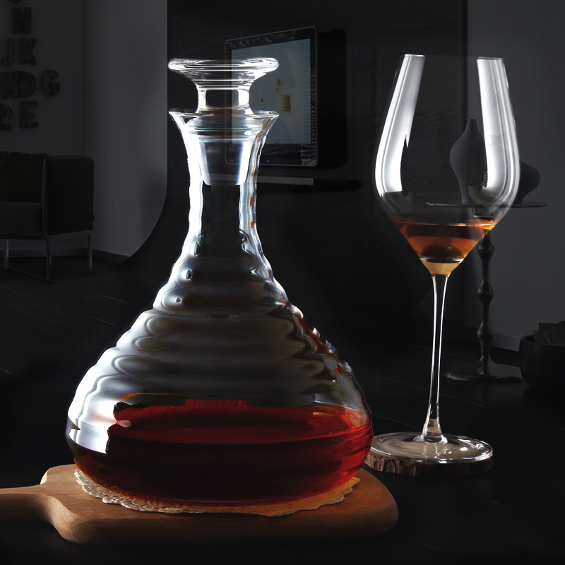 新款防尘带盖醒酒器 无铅水晶快速红酒分酒壶洋酒壶创意倒酒器_7折