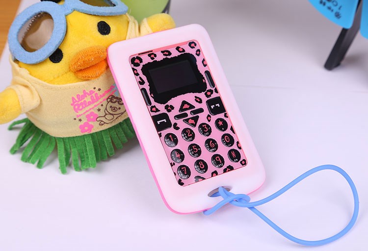 Мобильный телефон Kutch CARD Phone CM1 Мобильный телефон Kutch CARD Phone CM1