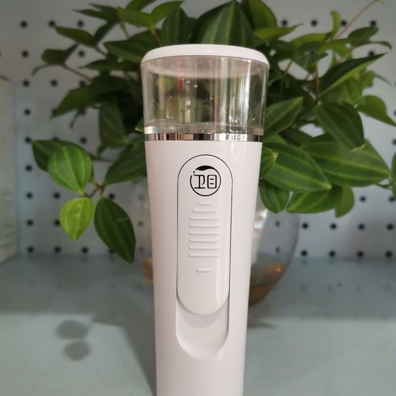 GUANGYAO BAIYUNSHAN WEIYU EYE PROCESS SPRATER SPARYER는 눈의 피로 건조한 눈 보습 눈 증기 눈 플러싱 눈 플러싱 눈을 완화합니다. GUANGYAO BAIYUNSHAN WEIYU EYE PROCESS SPRATER SPARYER는 눈의 피로 건조한 눈 보습 눈 증기 눈 플러싱 눈 플러싱 눈을 완화합니다.