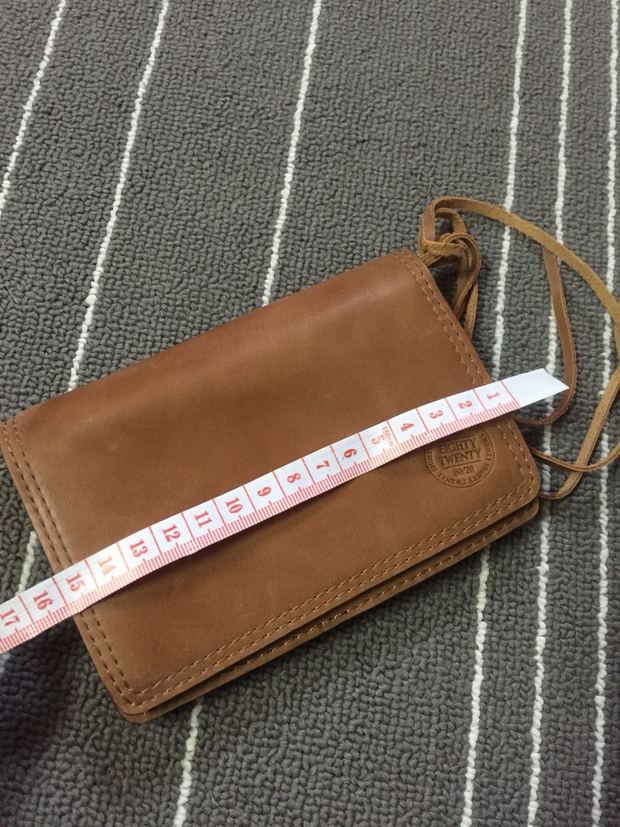 bauhaus香港品牌80/20做旧牛皮钱包00550原490棕色复古流苏