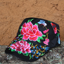 Autumn and winter Yunnan ethnic style Yang Liping same hat female cap empty top embroidery big sunshade hat