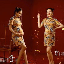 Photo studio New retro cheongsam pregnant women Photo theme clothing fashion meticulous painting Chinese style cute style photography uniform