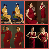 Photo clothing new Chinese style red retro cheongsam meticulous painting studio photography art photos pregnant women Photo Clothing
