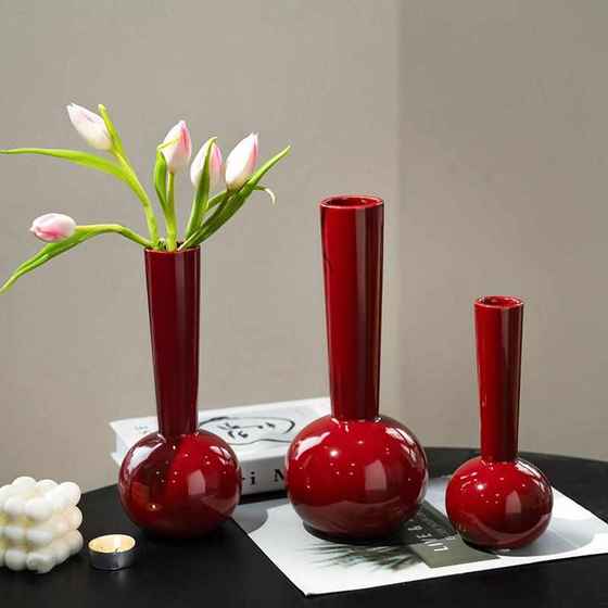Medium style niche high-end sense long-neck ceramic vase water-raising flowers arrangement Phalaenopsis living room dining table decoration
Medium style niche high-end sense long-neck ceramic vase water-raising flowers arrangement Phalaenopsis living room dining table decoration
