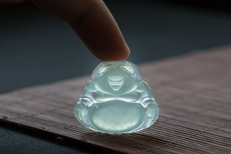 老坑冰种佛公缅甸a货天然翡翠吊坠 7.97g