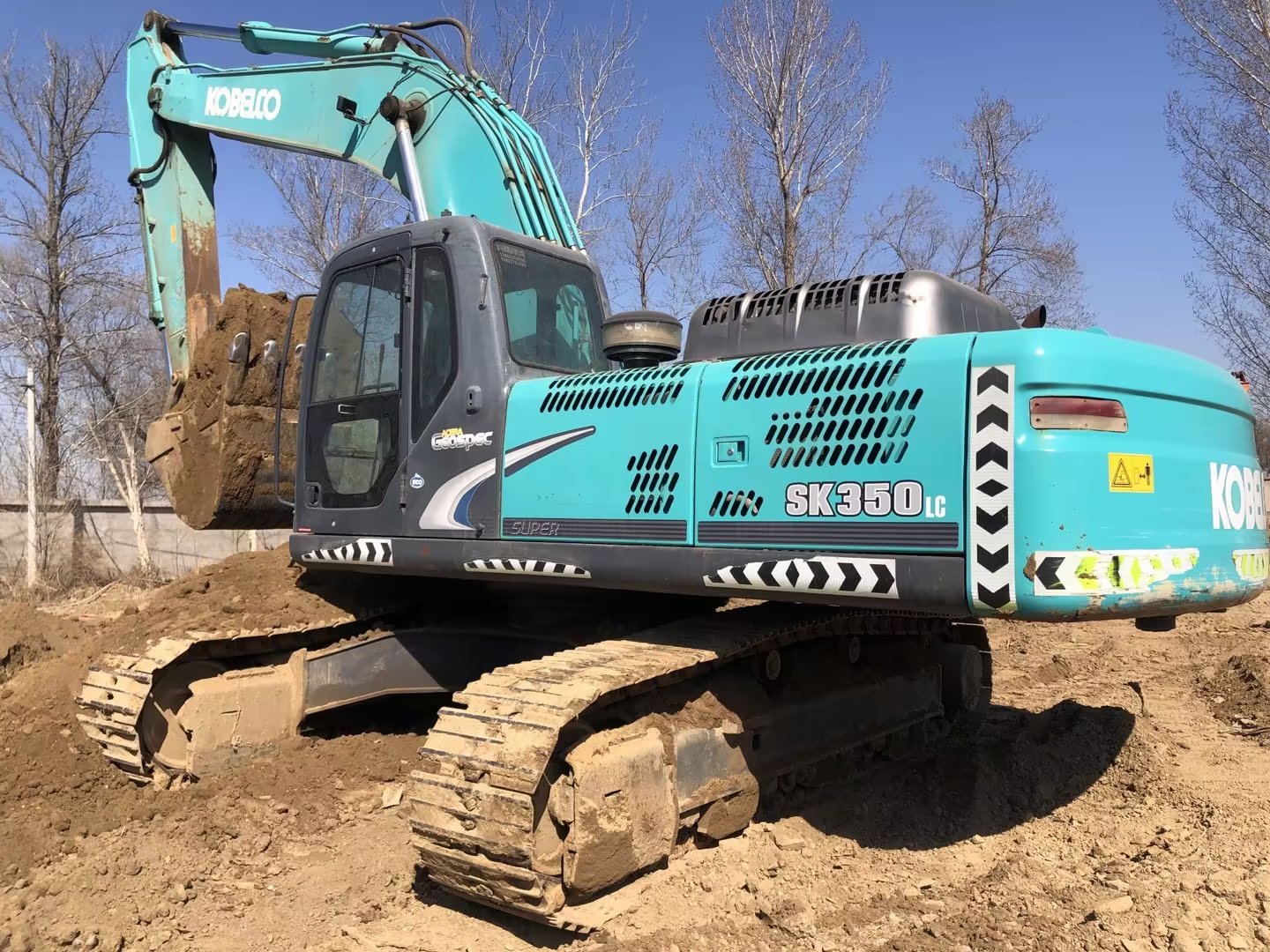 神钢350挖掘机 - 资产处置 - 阿里资产