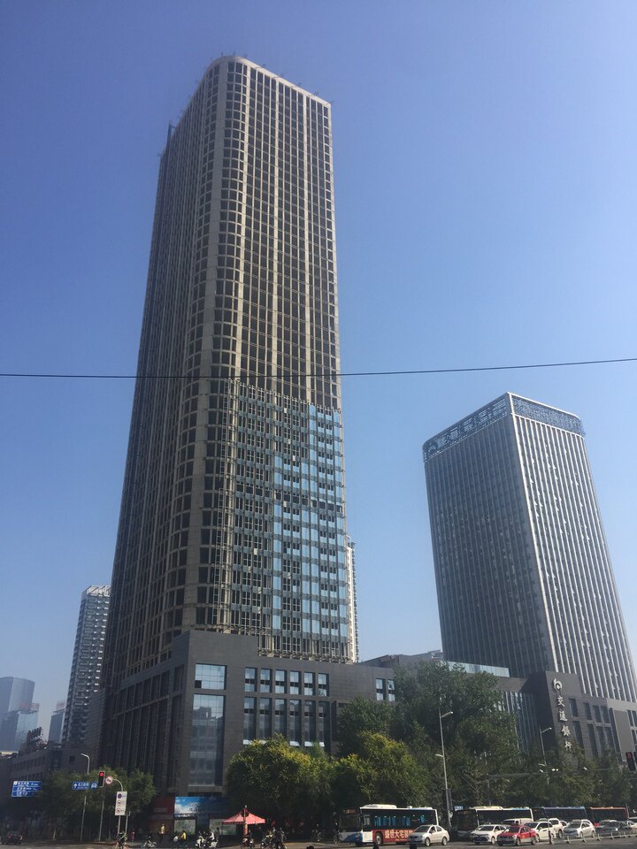 债务人以其名下位于沈阳市沈河区市府大路256号东森商务广场二期16#楼