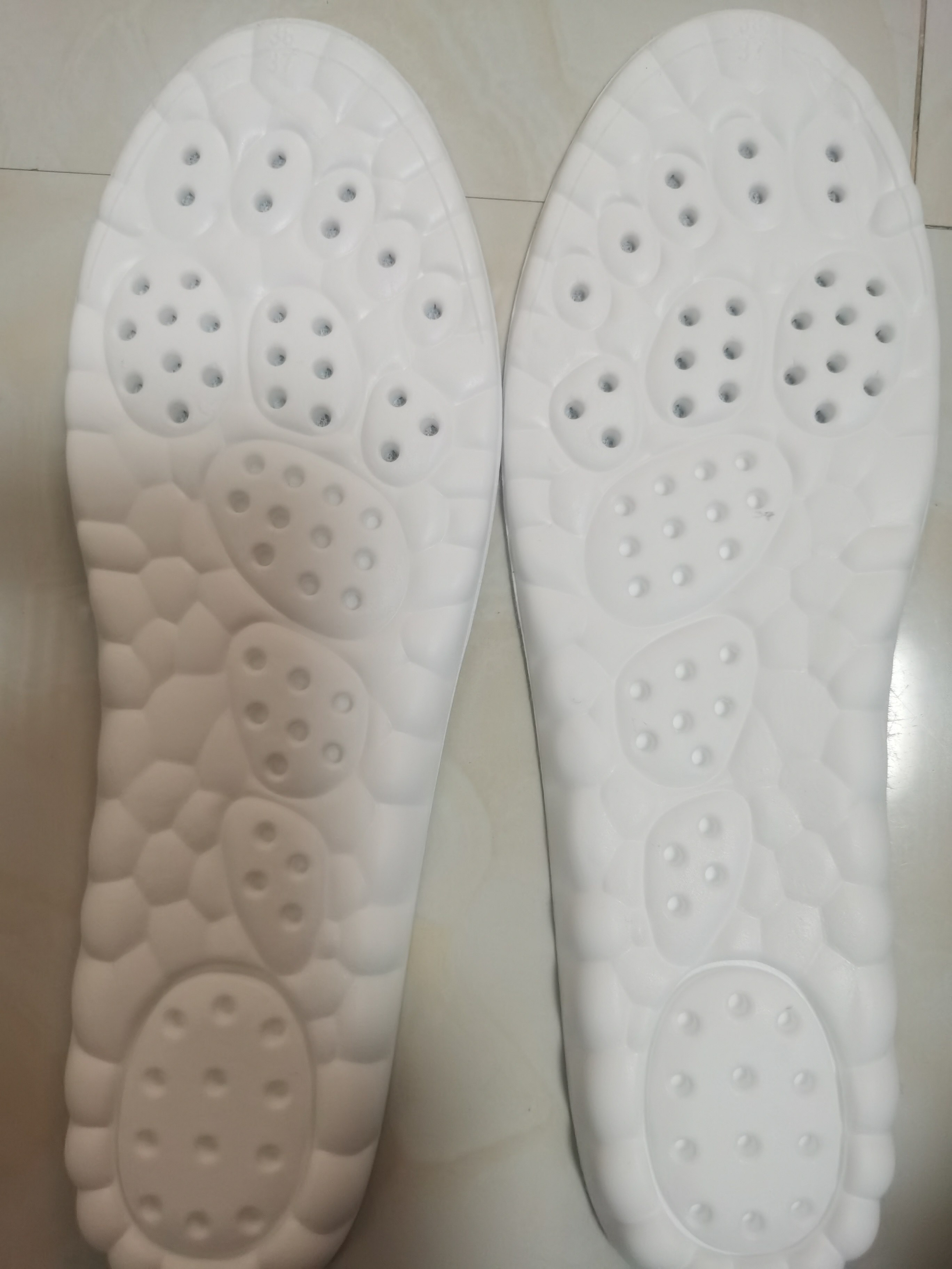 适配迪卡侬鞋垫足弓支撑足弓垫男士踩屎感运动减震女超软防痛加厚