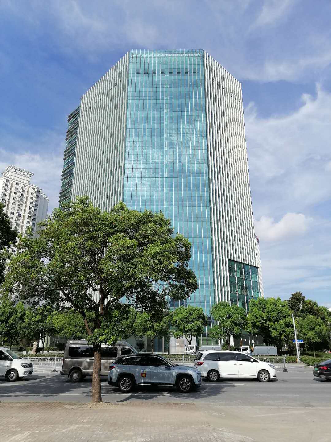 中国东方资产管理股份有限公司上海市分公司关于瀛通绿地,瀛通物资2户