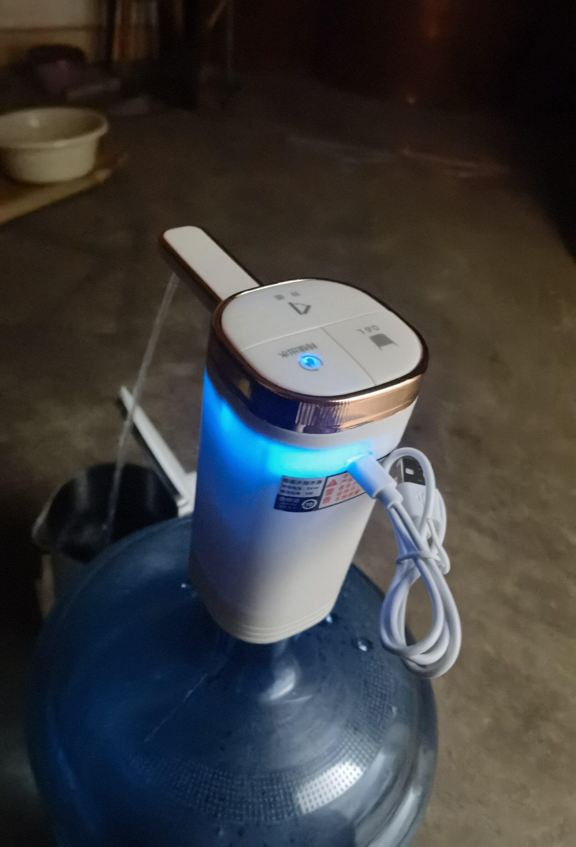 抽水器桶装水电动抽水器饮水机自动上水器适用小水泵取水神器2971