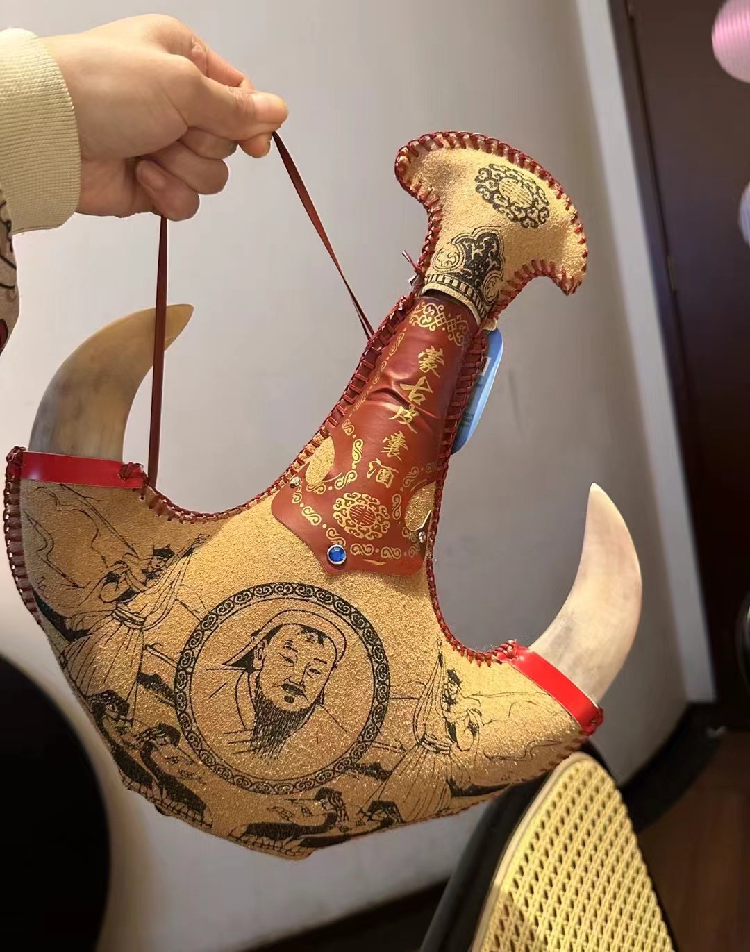 内蒙古皮囊奶酒正宗内蒙古特产草原奶酒38度500ml皮壶酒非马奶酒