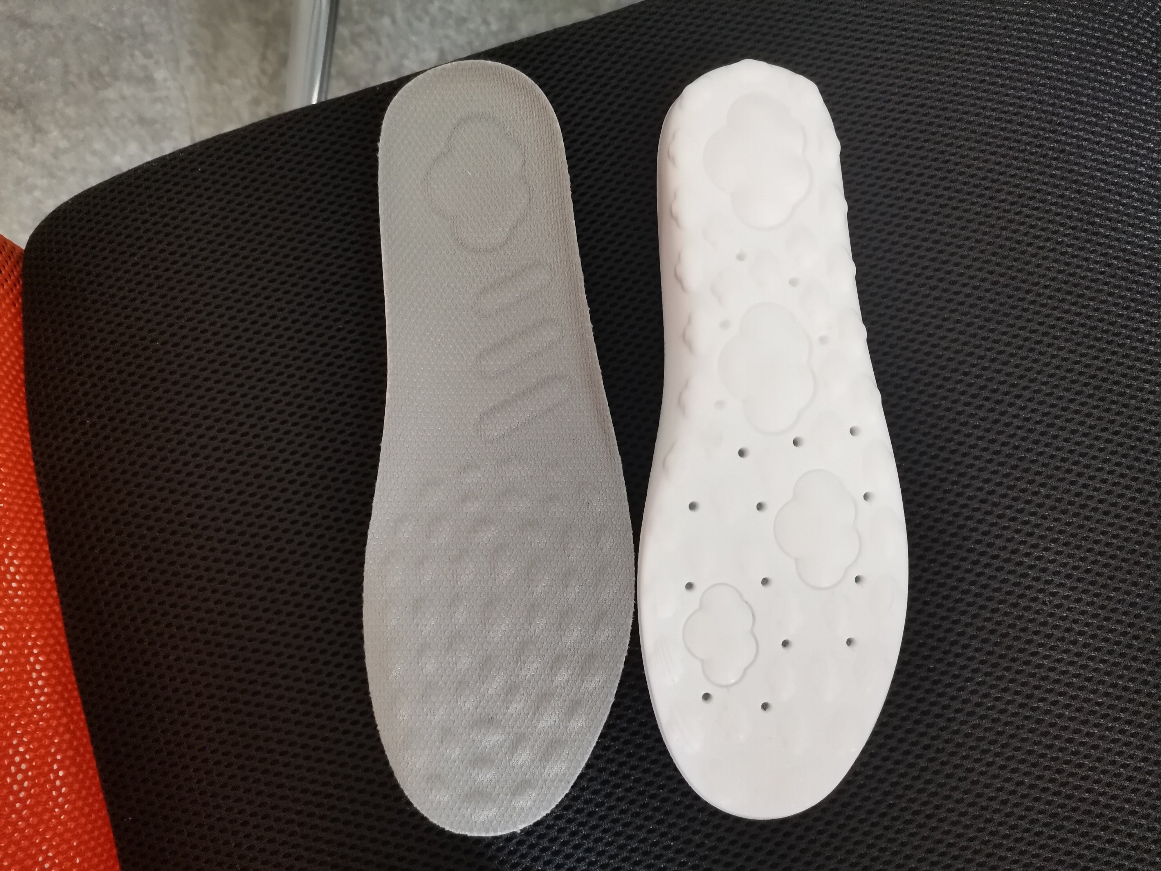 加厚踩屎感鞋垫男运动减震女久站不累脚超软吸汗防臭透气夏季军训