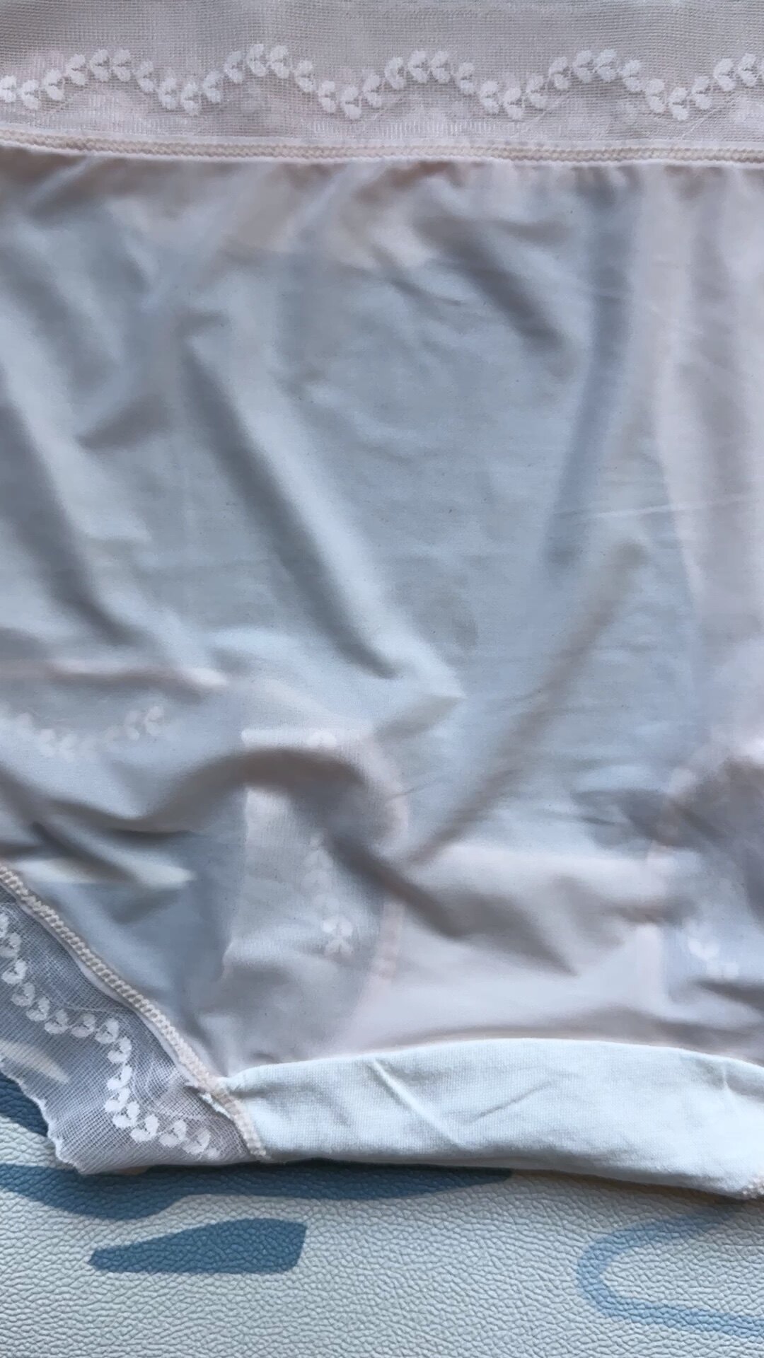 温温柔柔凉感～7a甜美舒适冰丝无痕内内女中高腰包臀女士短裤