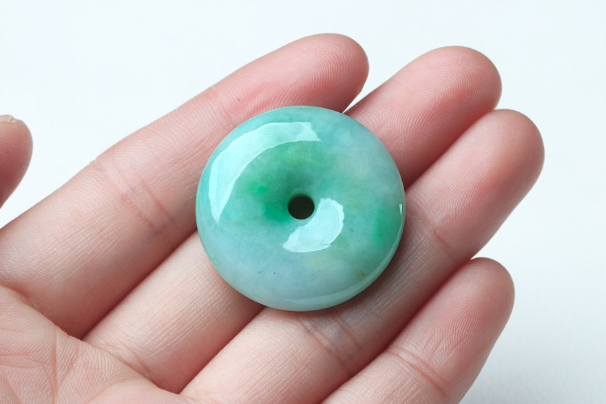 一元拍卖精雕老坑冰糯种飘阳绿平安扣吊坠11.95克