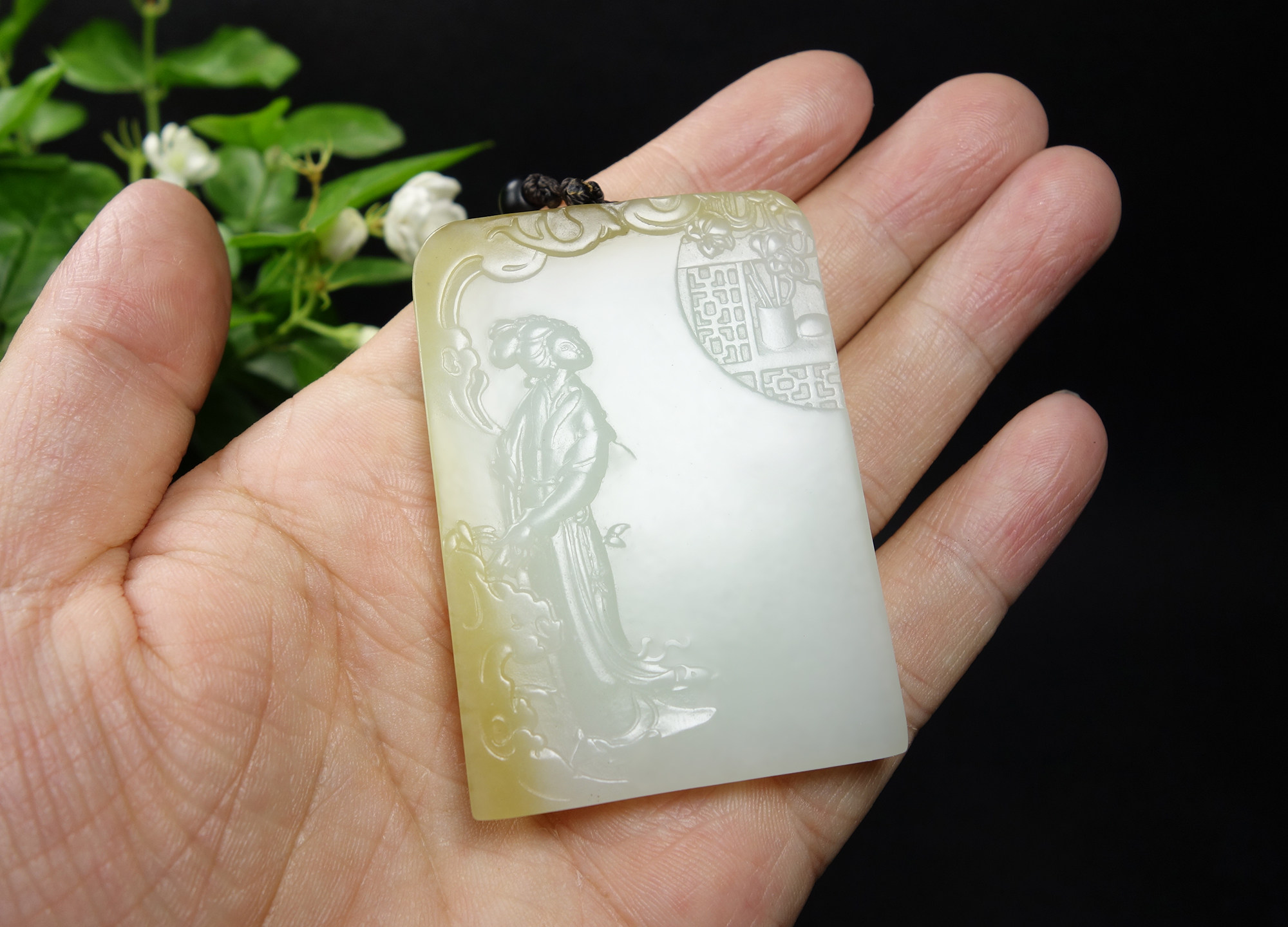 【免保参拍】和田玉糖玉白玉闭月羞花美女牌子挂件吊坠75.95g