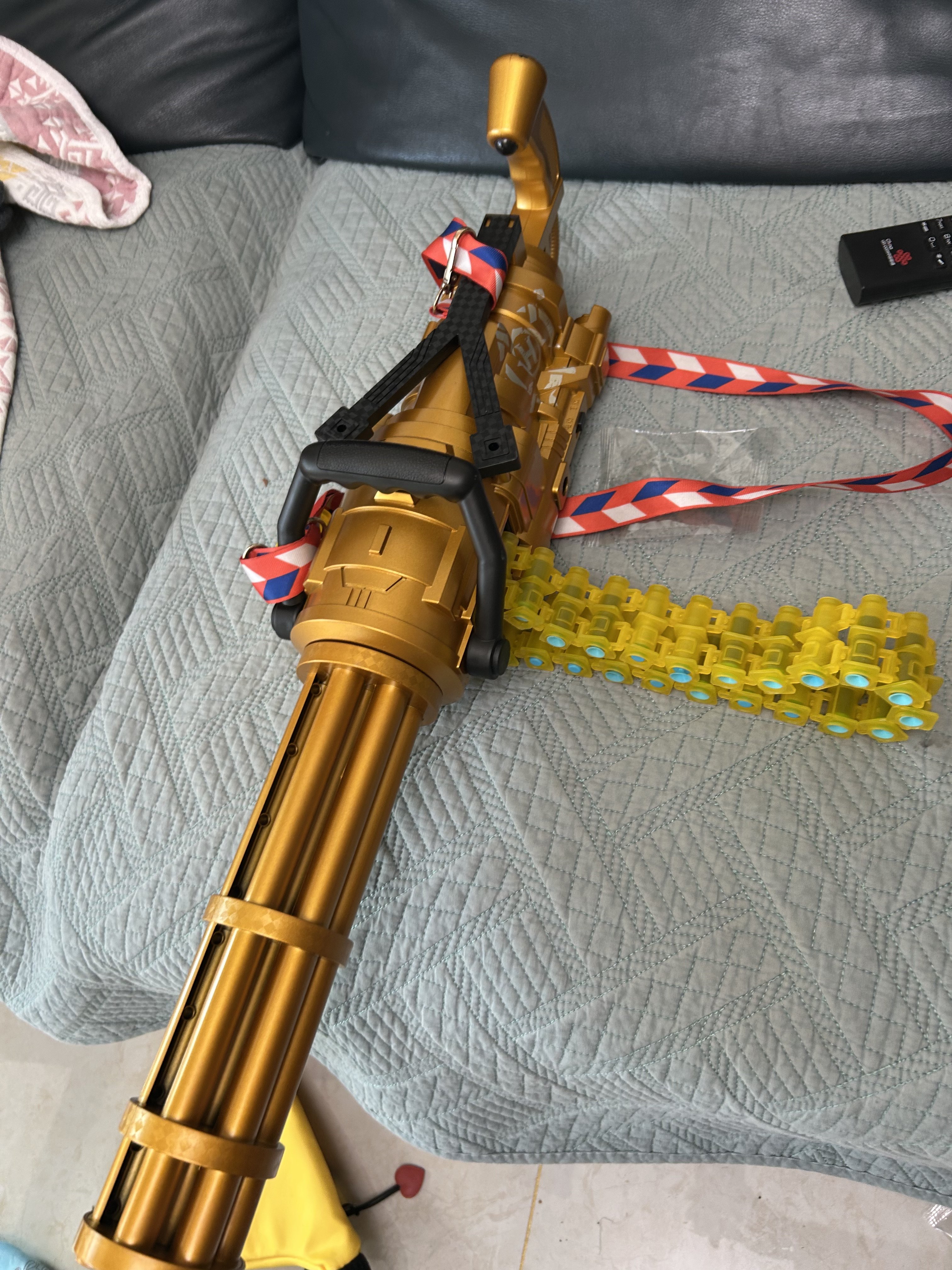 黄金加特林手自一体电动连发抛壳软弹枪儿童玩具枪男孩仿真机关抢