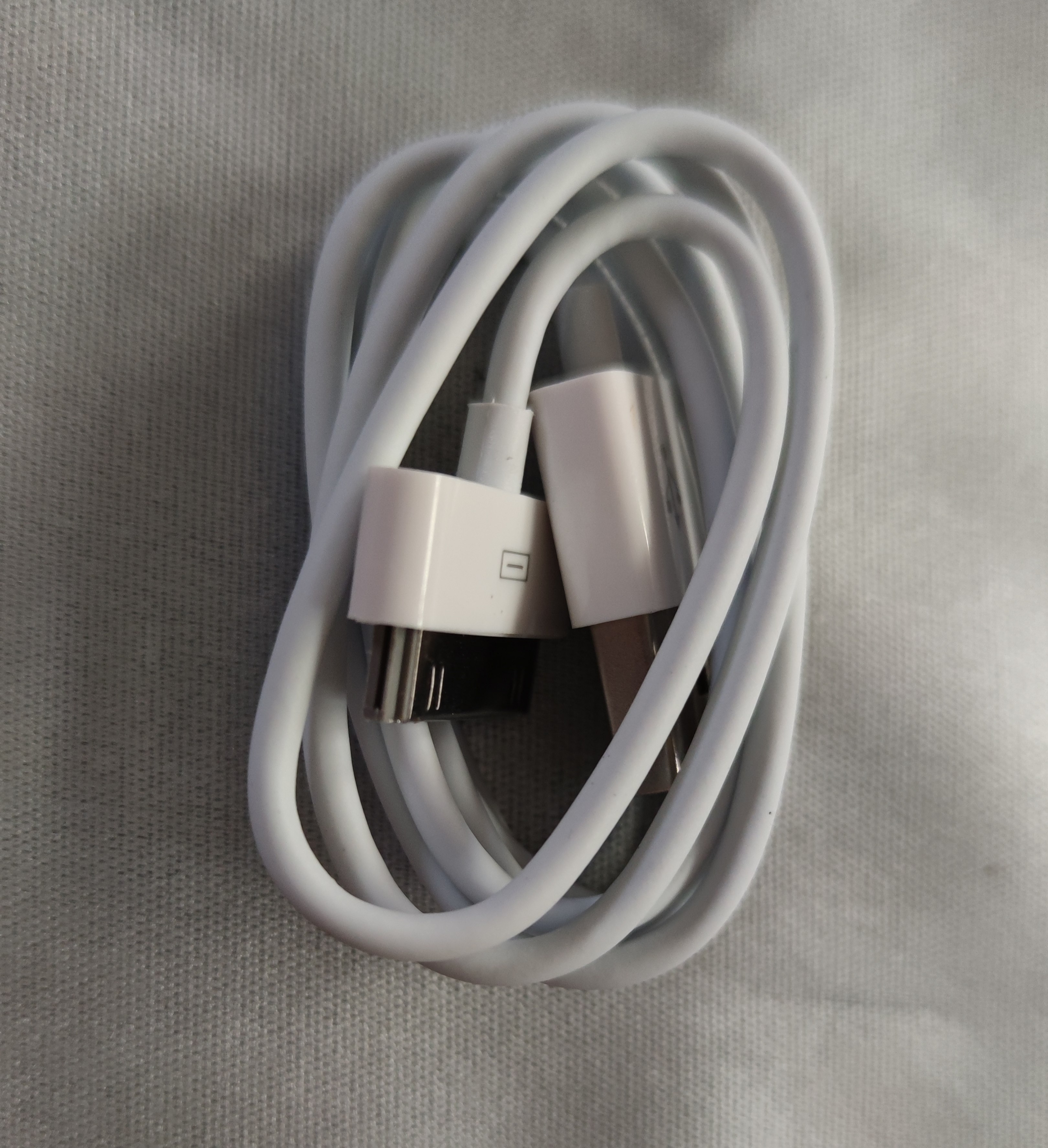 适用iphone4s数据线苹果4充电线ipad2平板电脑ipad3ipod宽头快充一代