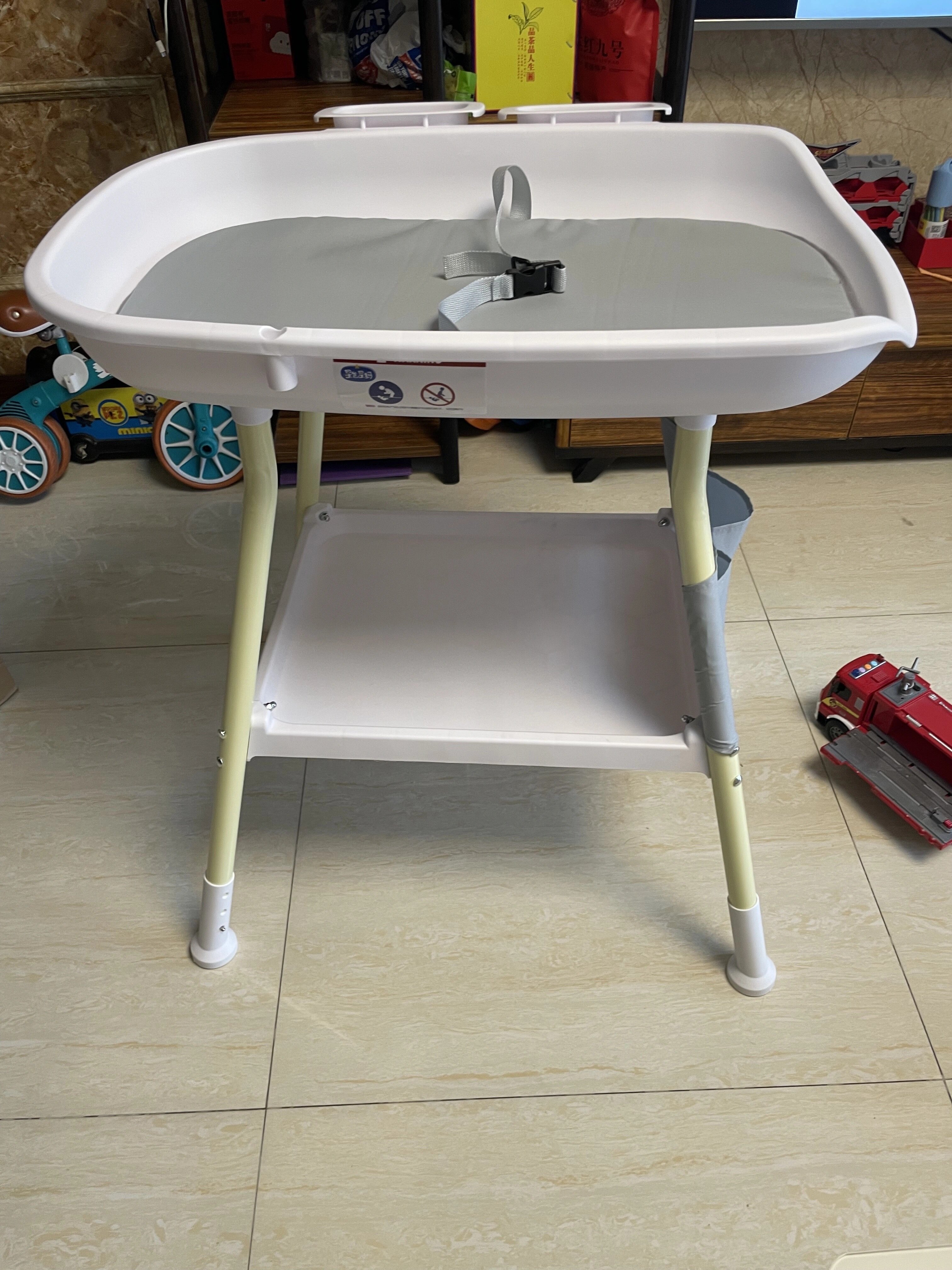 德国换尿布台婴儿护理台洗澡一体多功能新生宝宝片换尿不湿抚触台