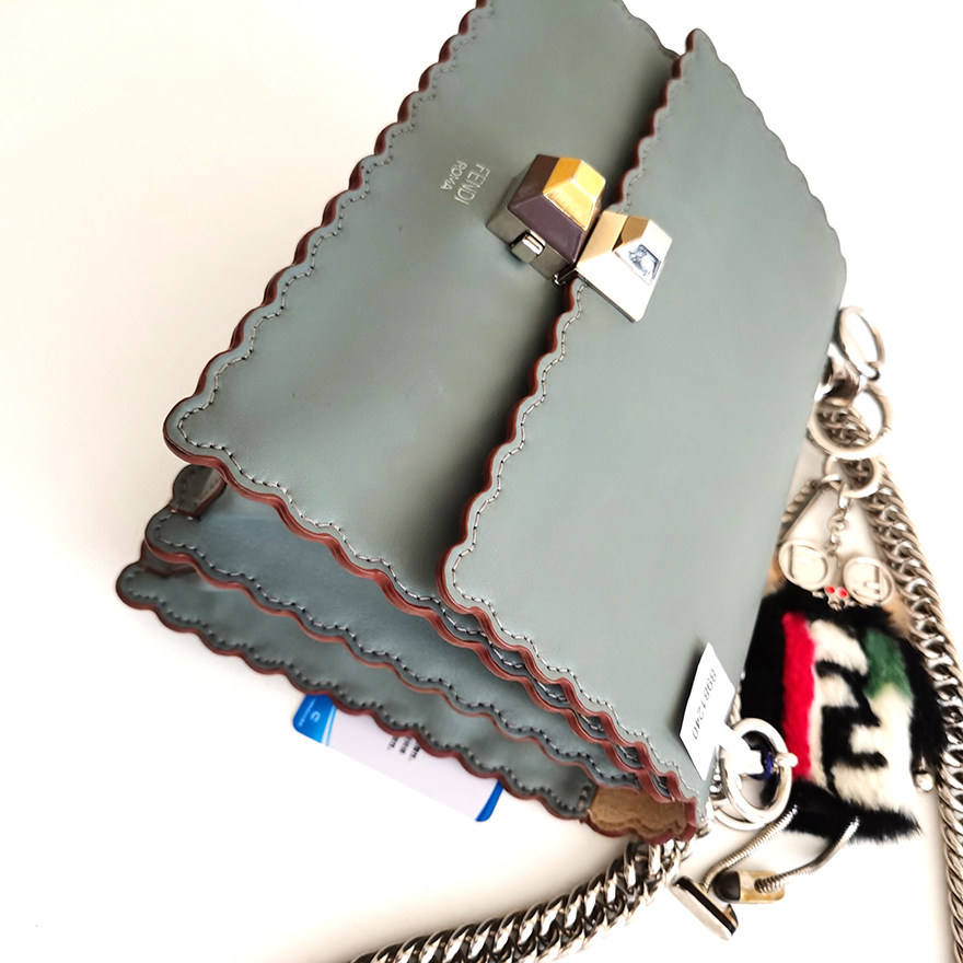 3折即刻拍已鉴定95新fend芬迪小号kani花边牛皮单肩斜挎链条女包