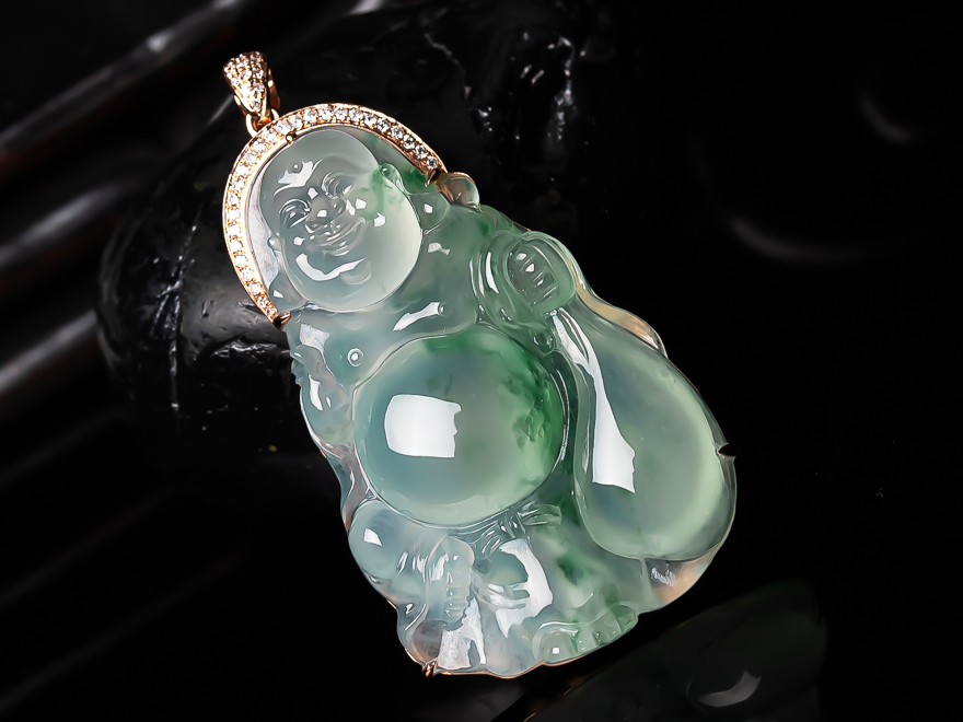 18k金镶嵌钻石老坑翡翠a货冰种飘彩布袋佛公吊坠 17.85克